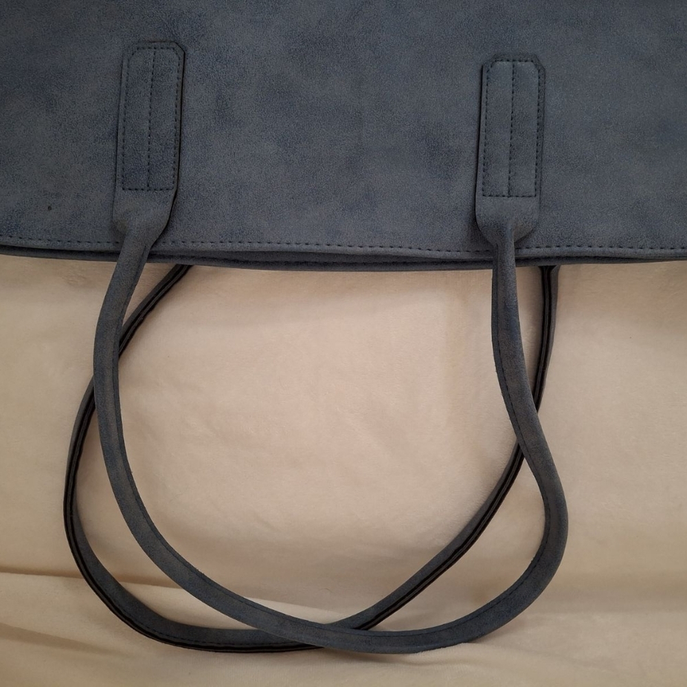 Large tote - Picture 6 of 8